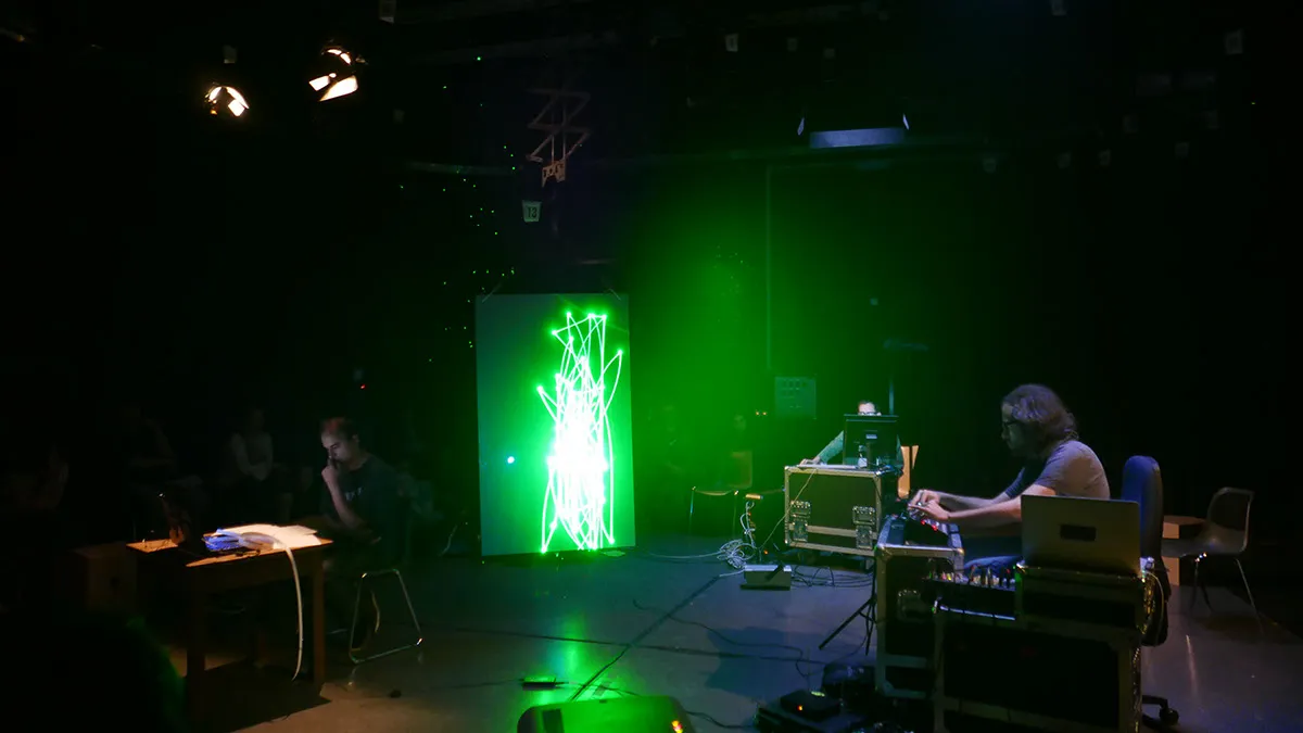 The Crimson Intellect ['agl-i-sorkh] - 1