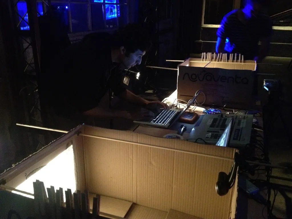 ocultar - disfrazar - disimular — 6