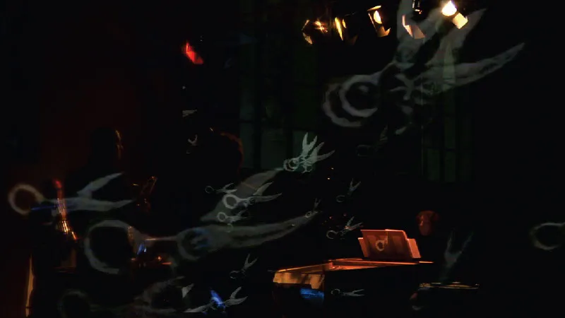 Tientos y Lucientes — 15